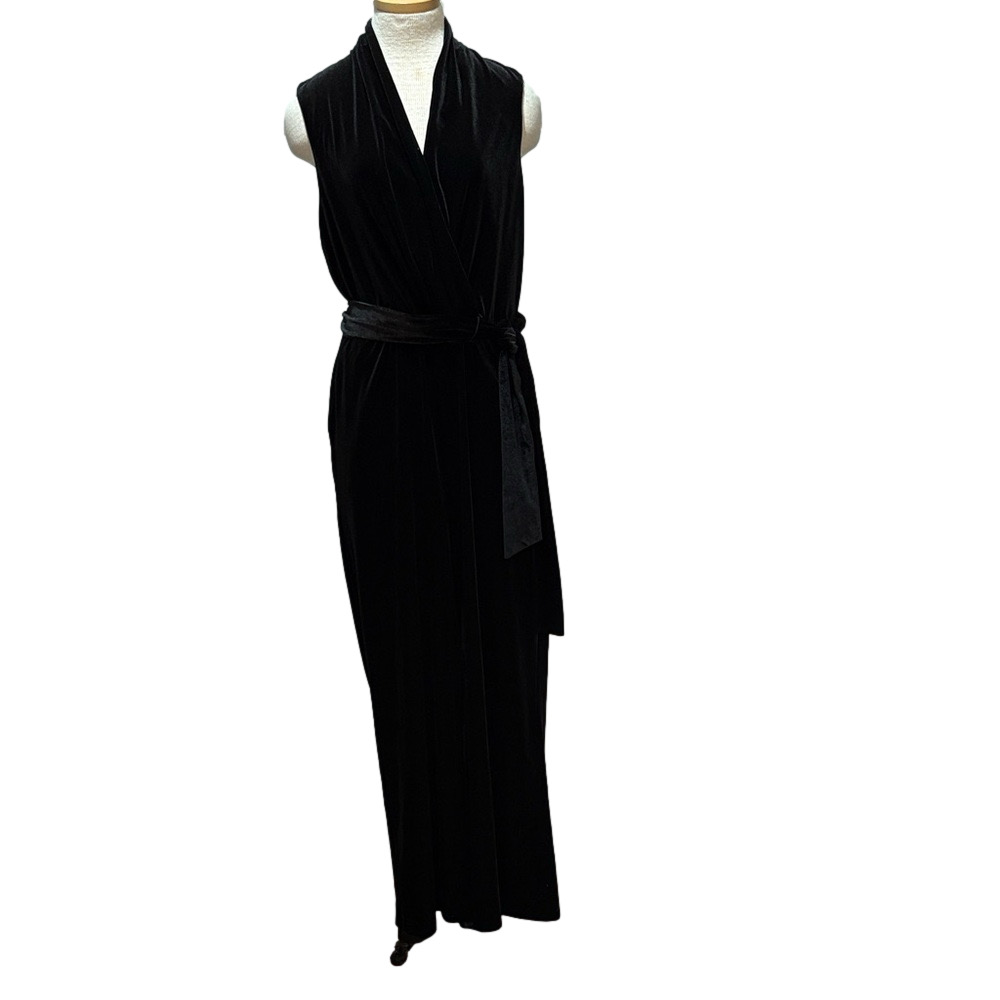 Simply Vera sz L black velvet wide leg jumpsuit
